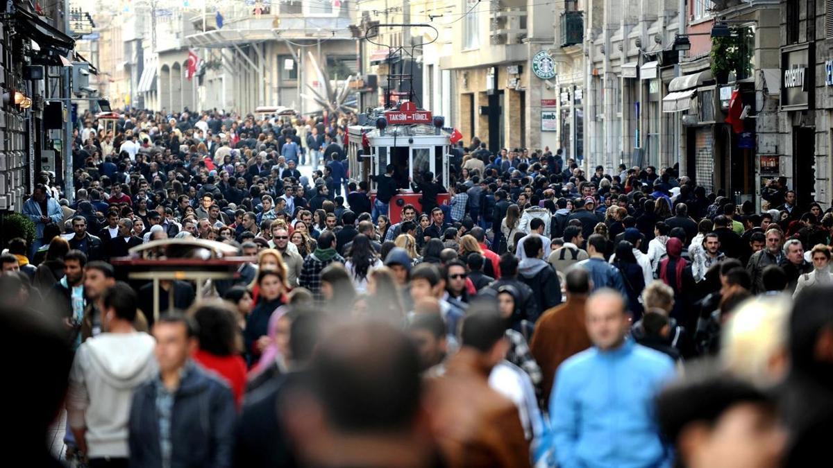 TÜİK verileri açıkladı! Türkiye’de ortalama yaşam süresi belli oldu Detaylar…