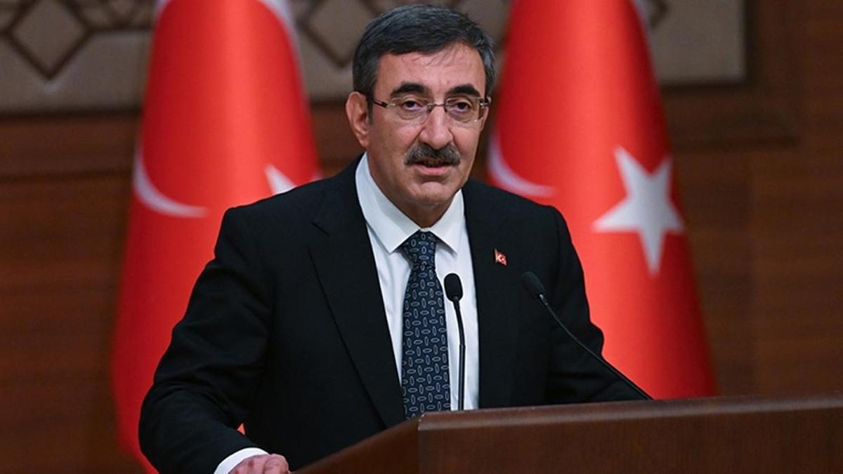 SON DAKİKA HABERİ: Cumhurbaşkanı Yardımcısı Yılmaz Türk-İş Başkanı ile görüştü: Kamu işçilerinin zam görüşmelerinde hükümetten yeni teklif Detaylar…