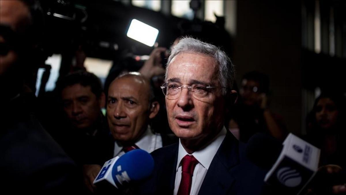Kolombiya’da eski Devlet Başkanı Uribe, 12 yıl ev hapsine mahkum edildi Detaylar…