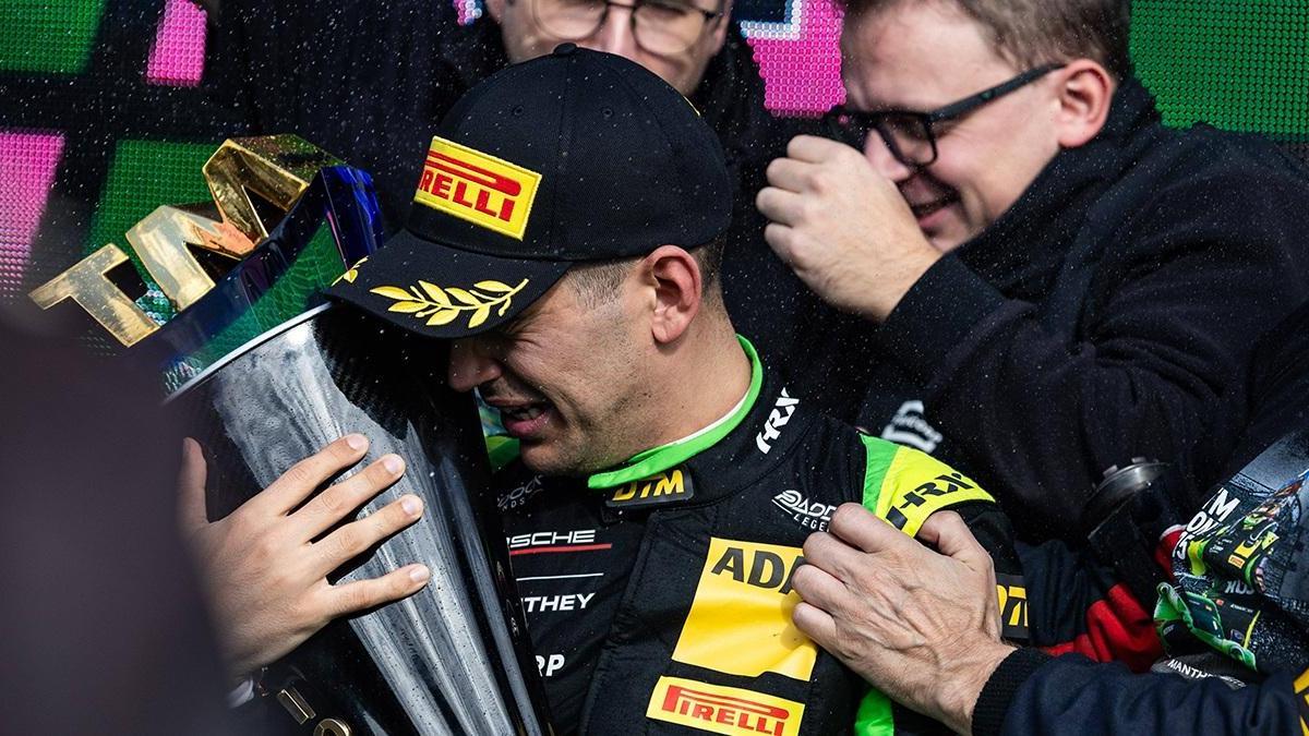 Ayhancan Güven, DTM tarihinde şampiyon olan ilk Türk pilot oldu Detaylar…