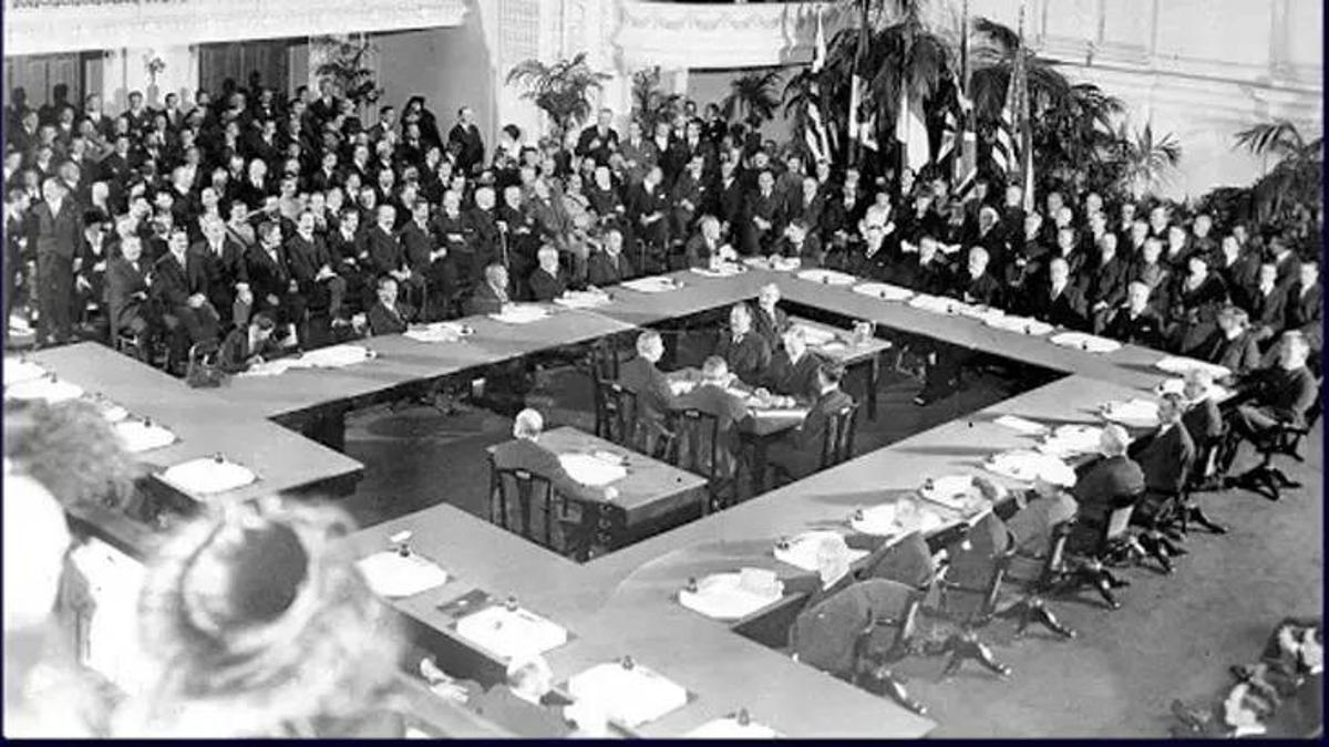 Versay Antlaşması Nedir, Önemi Nedir? Versay Antlaşması Ne Zaman, Kimler Arasında İmzalanmıştır? Detaylar…