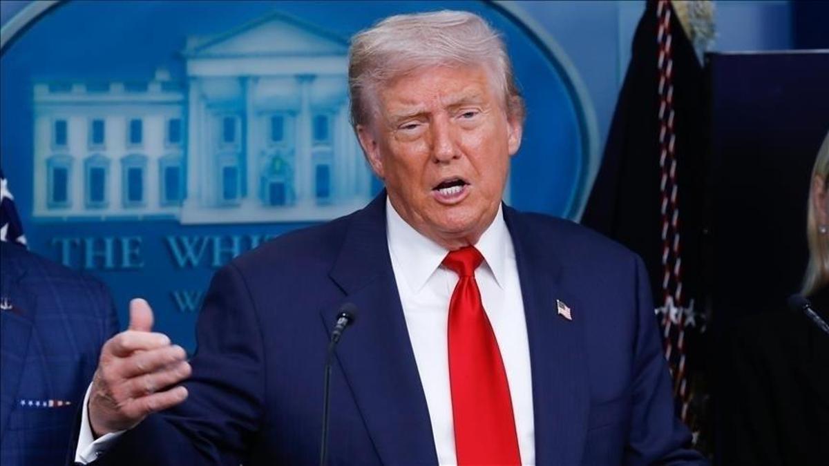 Trump’tan Çin’e yüzde 100 gümrük vergisi! Detaylar…
