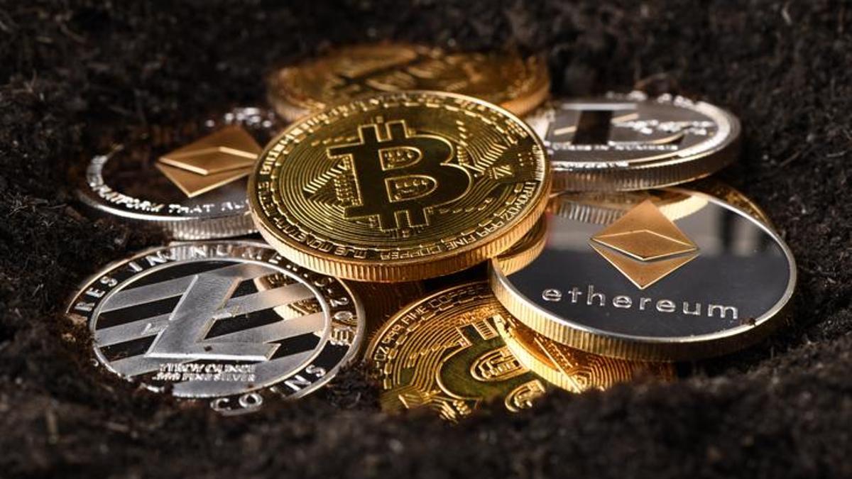 Kripto para borsasında tarihi gece! 550 milyar dolar silindi… Detaylar…