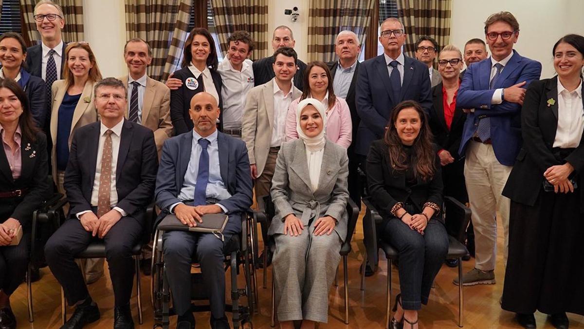 Bakan Göktaş, İtalya Engelliler Bakanı Alessandra Locatelli ile görüştü Detaylar…